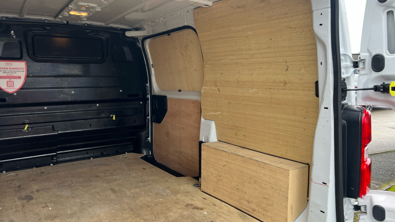 Citroen Dispatch M Diesel 1000 1.5 BlueHDi 100 Van Driver Edition